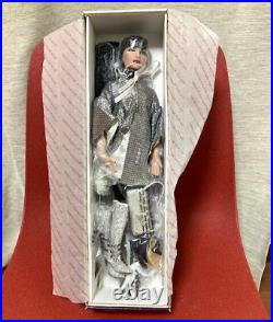 NRFB TONNER DOLL Tyler Wentworth Stark Moderne Kit LE500 NRFB TONNER DOLL Tyler Wentworth Stark Moderne Kit LE500