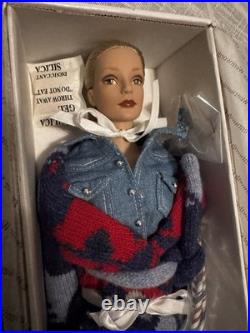 NRFB Tonner Tyler 2003 Montana Getaway Sydney Chase 16 Outfit COA LE Of 500