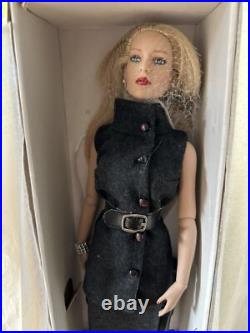 NRFB Tonner Tyler Wentworth Bryant Park Tyler LE HTF 16 Doll & Accessories NRFB Tonner Tyler Wentworth Bryant Park Tyler LE HTF 16 Doll & Accessories