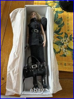 NRFB Tonner Tyler Wentworth Bryant Park Tyler LE HTF 16 Doll & Accessories NRFB Tonner Tyler Wentworth Bryant Park Tyler LE HTF 16 Doll & Accessories