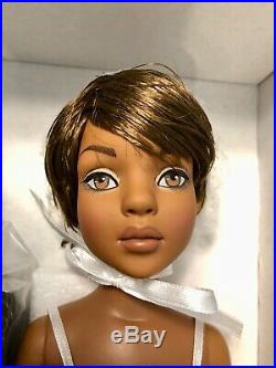 New Tonner Ellowyne Wilde Essential Lizette Wigged Out NRFB