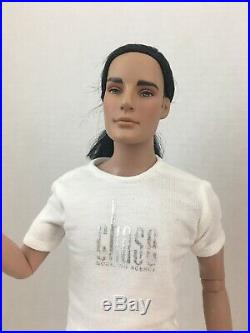 Party Chase Model Sean fully dressed doll Tonner Tyler Sydney