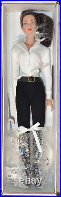 Price Dropped by 50%! Tonner/ Tyler Wentworth Signature Style AR Brunette
