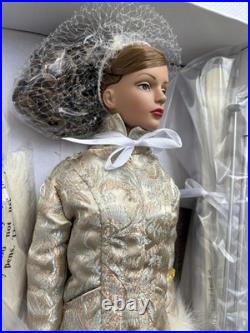 RARE Tonner Tyler Wentworth Ski Retreat 16 Doll T5-TWDD-05 NRFB Complete 2005