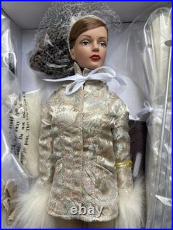RARE Tonner Tyler Wentworth Ski Retreat 16 Doll T5-TWDD-05 NRFB Complete 2005