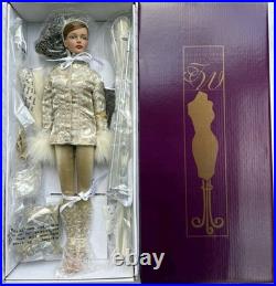 RARE Tonner Tyler Wentworth Ski Retreat 16 Doll T5-TWDD-05 NRFB Complete 2005