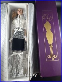 ROBERT TONNER TYLER WENTWORTH DOLL RED HAIR SIGNATURE STYLE 99801 Brand New