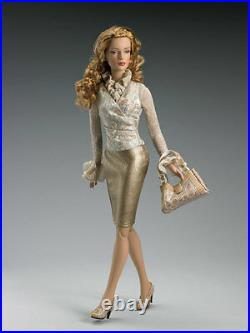 Rare COCKTAILS ON THE PLAZA SYDNEY Limited Edition DOLL BY TONNER-PRISTINE nrfb