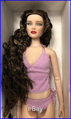 Rare New Chrys Basic-brunette from the Tonner Cami and Jon collection NRFB