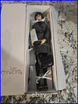 Rare Tyler Wentworth Pulp Fiction Sydney Tonner Doll 16 & Outfit