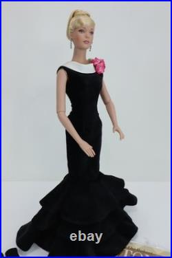Robert Tonner 16 Fashion Doll Tyler Wentworth Manhattan Nights p