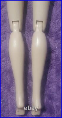 Robert Tonner 16 Inch Nude Fashion Doll Articulated Blondish Hair Painted Eyes