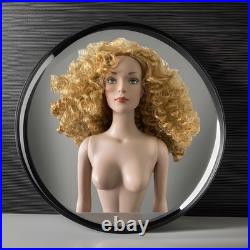 Robert Tonner 16 RTW Spring Tyler Wentworth Doll Robert Tonner 16 RTW Spring Tyler Wentworth Doll