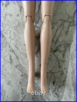 Robert Tonner 16 RTW Spring Tyler Wentworth Doll Robert Tonner 16 RTW Spring Tyler Wentworth Doll