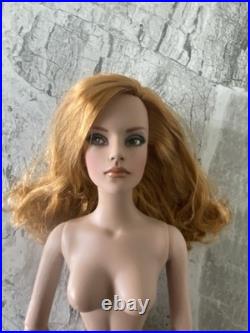 Robert Tonner 16 Red Hair Tyler Wentworth Doll © 2001 Nude Fashion Doll Robert Tonner 16 Red Hair Tyler Wentworth Doll © 2001 Nude Fashion Doll
