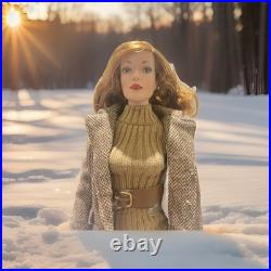 Robert Tonner 16 Tyler Wentworth City Tweed Doll Brown Hair Fashion