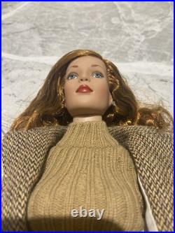 Robert Tonner 16 Tyler Wentworth City Tweed Doll Brown Hair Fashion