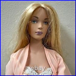 Robert Tonner 16 Tyler Wentworth Doll with Brenda Starr Dream Girl Peignoir Dress