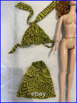 Robert Tonner 16 Vinyl Tyler Wentworth Doll 1999 in Green Pattern Outfit