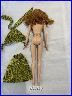Robert Tonner 16 Vinyl Tyler Wentworth Doll 1999 in Green Pattern Outfit