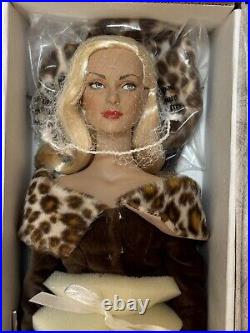 Robert Tonner Brenda Starr 16 Inch Doll Weekend In St Moritz Htf Daphne Dimple