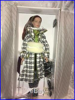 Robert Tonner CHECKMATE HAUTE DOLL EXCLUSIVE Tyler Wentworth NEW