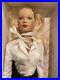 Robert Tonner Doll Tyler Wentworth Collection Signature Style BW-Blonde TW0405
