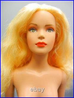 Robert Tonner Doll Tyler Wentworth NUDE Wavy Blonde Green Eyes Jointed Wrists Robert Tonner Doll Tyler Wentworth NUDE Wavy Blonde Green Eyes Jointed Wrists