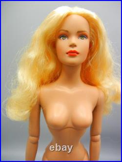 Robert Tonner Doll Tyler Wentworth NUDE Wavy Blonde Green Eyes Jointed Wrists Robert Tonner Doll Tyler Wentworth NUDE Wavy Blonde Green Eyes Jointed Wrists