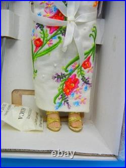 Robert Tonner Doll Tyler Wentworth TROPICO Sydney Chase Missing Earrings