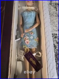 Robert Tonner STEALING THE SPOTLIGHT Tyler Wentworth Outfit & DOLL