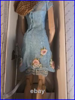 Robert Tonner STEALING THE SPOTLIGHT Tyler Wentworth Outfit & DOLL