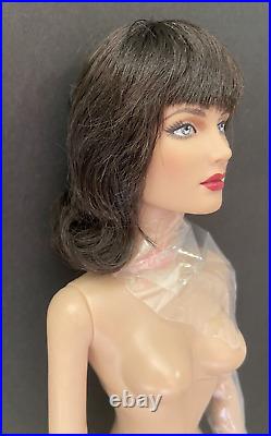 Robert Tonner Shauna Sweetheart City Tweed 16Doll nude -wigged LE300