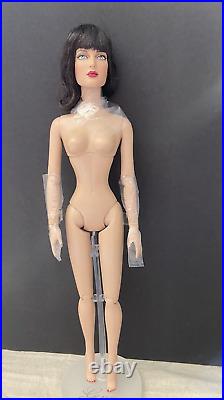 Robert Tonner Shauna Sweetheart City Tweed 16Doll nude -wigged LE300