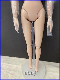 Robert Tonner Shauna Sweetheart City Tweed 16Doll nude -wigged LE300