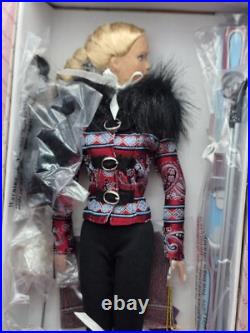 Robert Tonner Ski Retreat Tyler Wentworth -T5 TWDD-07 NRFB