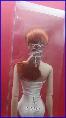 Robert Tonner Tyler Wentworth 16 Ultra Basic Redhead #T8TWDB02 NRFB