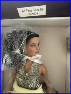 Robert Tonner, Tyler Wentworth As Time Goes By 16 Doll, Complete, 2005 NRFB