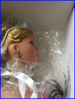 Robert Tonner Tyler Wentworth Blonde Masquerade LE 325 Convention Doll RARE
