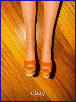 Robert Tonner Tyler Wentworth City Style Kit 16 Doll Excellent Condition