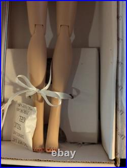 Robert Tonner Tyler Wentworth Doll 16 Cold As Ice Nude
