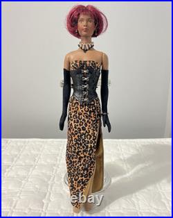 Robert Tonner Tyler Wentworth Esme Doll 16 Red Bob Leopard Outfit No Shoes RARE