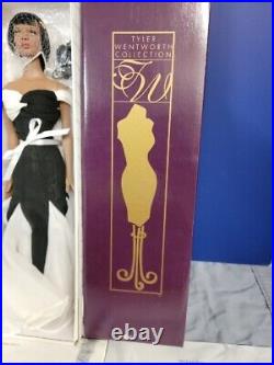 Robert Tonner Tyler Wentworth Esme NIB NEW MINT See Pictures Repainted