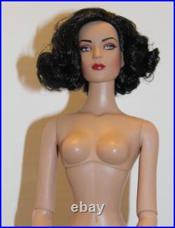 Robert Tonner Tyler Wentworth RED HOT Doll 2004 & Signed by Robert Tonner Robert Tonner Tyler Wentworth RED HOT Doll 2004 & Signed by Robert Tonner