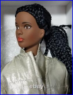 Robert Tonner Tyler Wentworth Urban Sport Esme 16 Fashion Doll TW2202 NRFB
