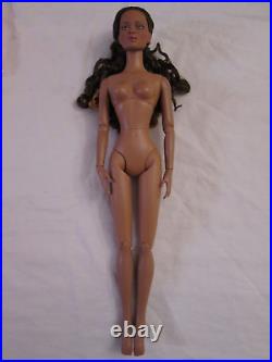 Runway Rave Jac Nude Tonner Doll 2006 Tyler Wentworth BW Body Vinyl 16 Curls