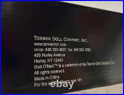 SE Convention Tonner Matt O'Neill 17 Doll New York, NY Centerpiece MIB With COA