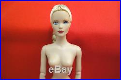 SKI RETREAT SYDNEY CHASE Blonde Tressed Tonner doll LE 1500 from 2005