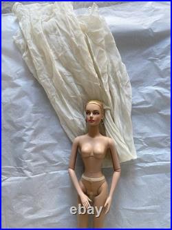 Show Stopping Sydney Chase Tonner Tyler Wentworth Doll LE1500 No Box or Shoes