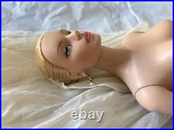 Show Stopping Sydney Chase Tonner Tyler Wentworth Doll LE1500 No Box or Shoes